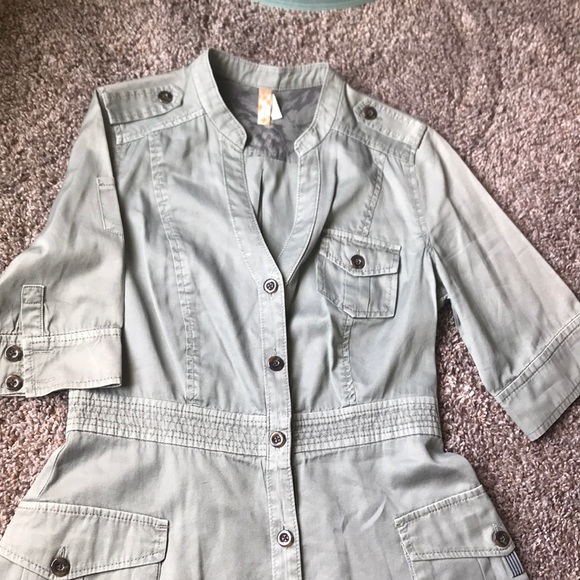 Anthropologie military cargo dress. Size 6 - Picture 3 of 5
